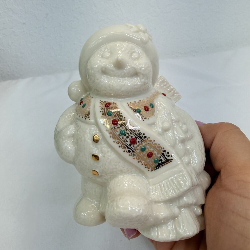 Lenox China Jewels Collection Berry Snowett Christmas Made in USA, home decor